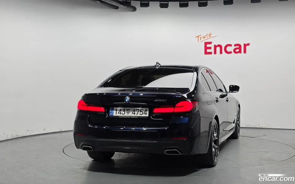 BMW 5 Series 530i M 2023 — миниатюра 4