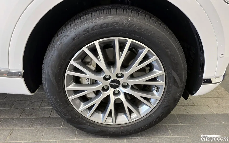 Genesis GV80 2.5T 2WD 2024 — миниатюра 2