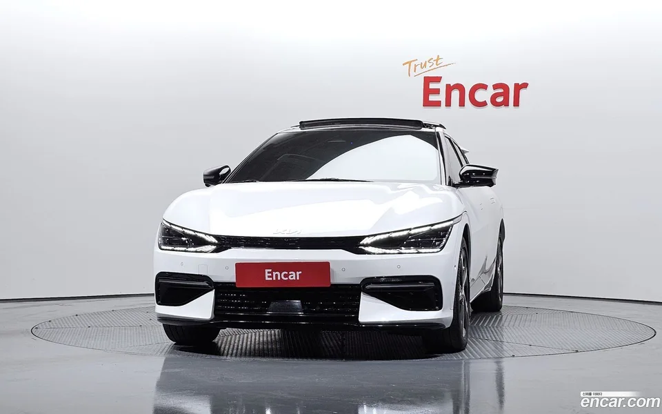 Kia EV6 4WD 2023 — миниатюра 3