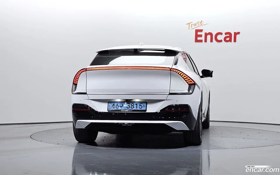 Kia EV6 4WD 2023 — миниатюра 4