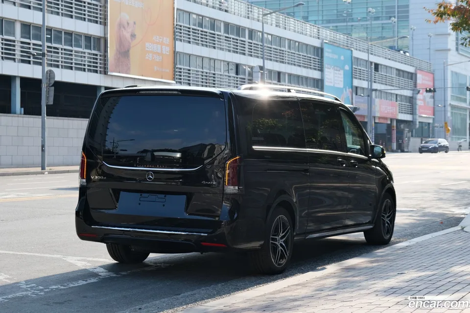Mercedes-Benz V-Class V300 CDI 2025 — миниатюра 4