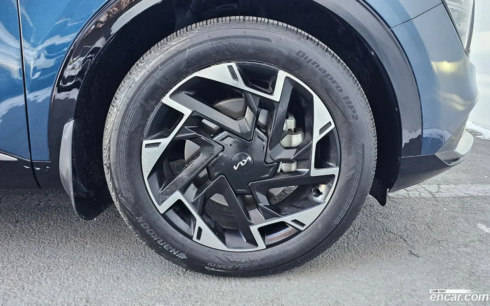 Kia Sportage 1.6 2WD 2023 — миниатюра 2