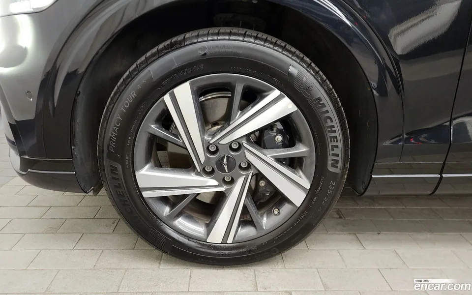 Genesis GV70 2.5T AWD 2024 — миниатюра 2