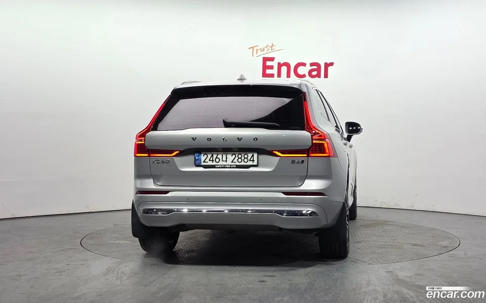 Volvo XC60 B6 2023 — миниатюра 4