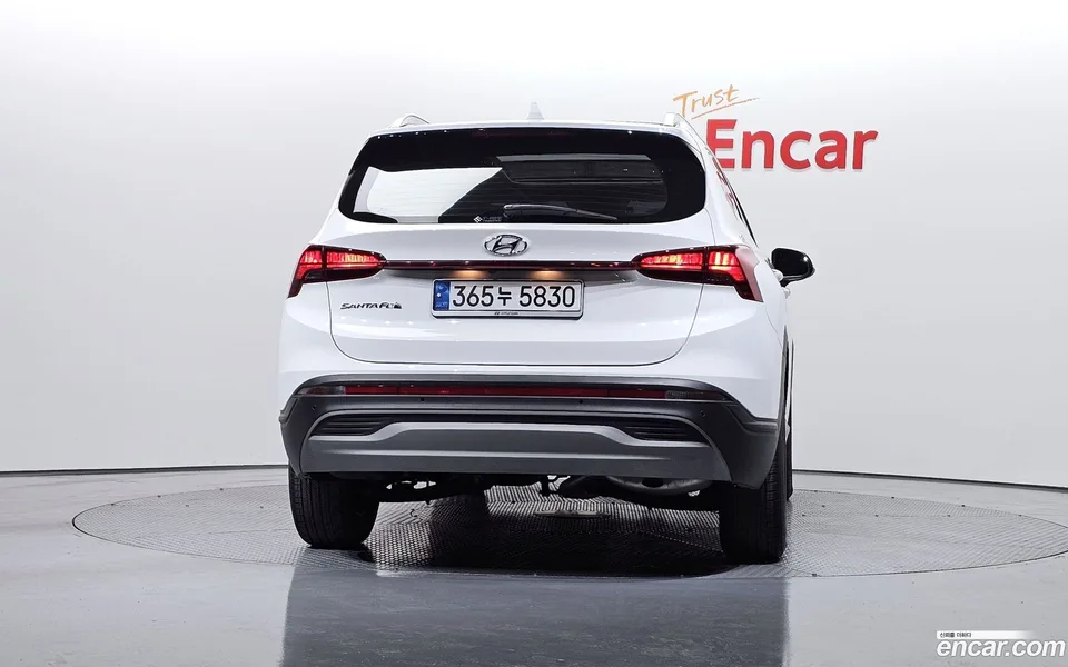 Hyundai SantaFe 2.2 2WD 2022 — миниатюра 4