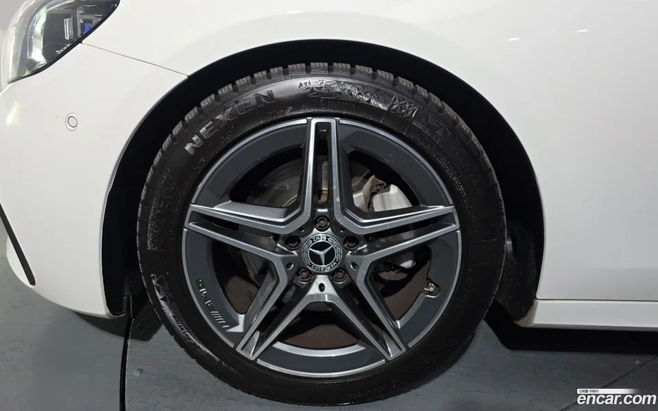 Mercedes-Benz E-Class E250 AMG Line 2022 — миниатюра 2
