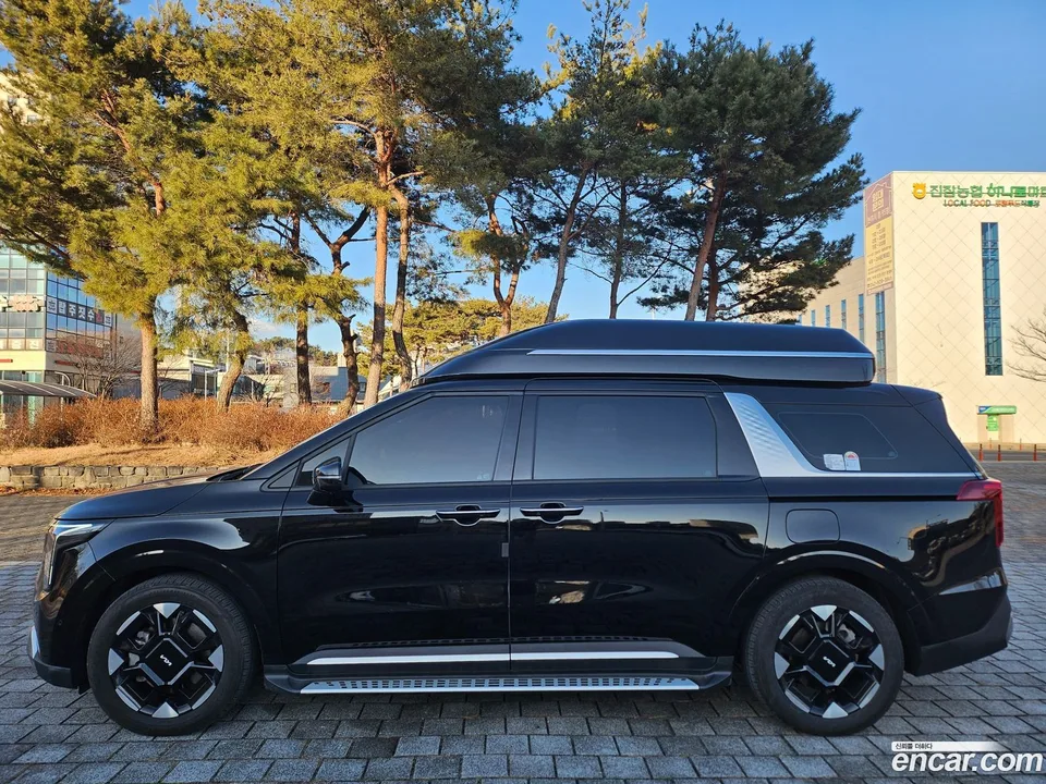 Kia Carnival 9 2024 — thumbnail 4