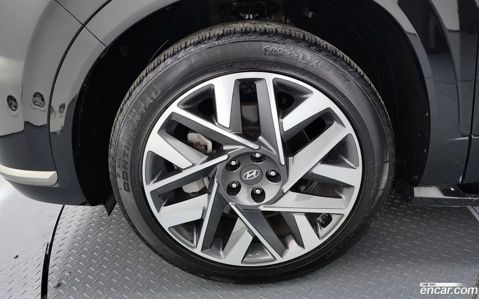 Hyundai SantaFe 2.5T 2WD 2023 — миниатюра 2