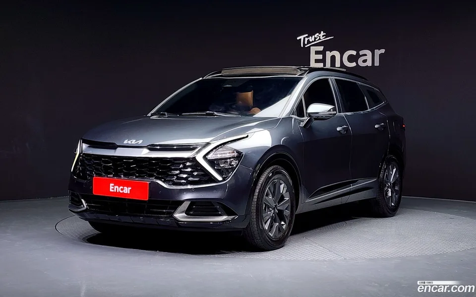 Kia Sportage 2.0 2WD 2022 — фото 1, купить с доставкой в Москву