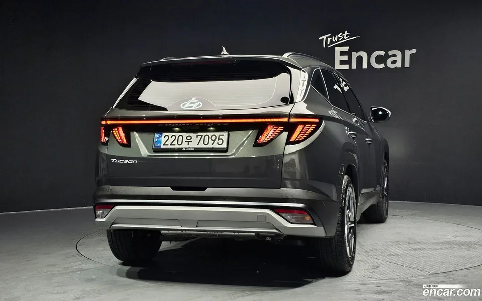 Hyundai Tucson Hybrid NX4 HEV 1.6 2WD 2024 — миниатюра 4