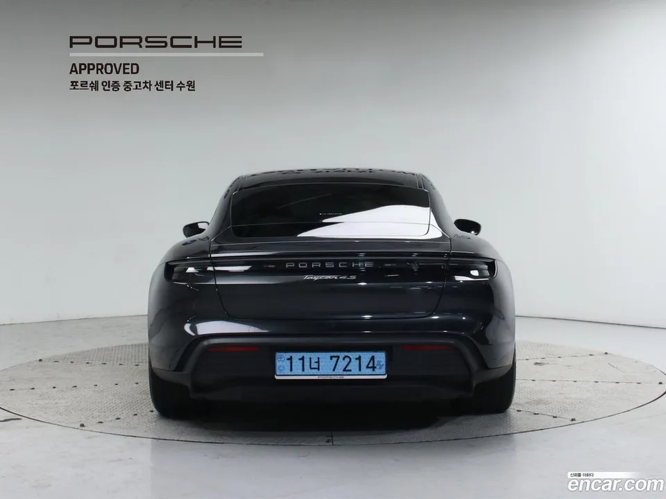 Porsche Taycan 4S 2025 — миниатюра 4