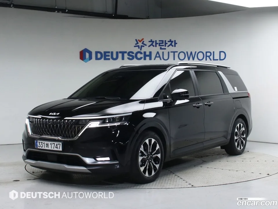 Kia Carnival 9 2023 — фото 1, купить с доставкой в Москву