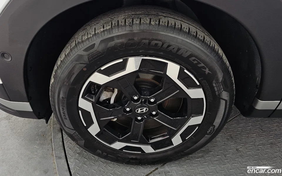 Hyundai SantaFe 2.5T 2WD 2023 — миниатюра 5