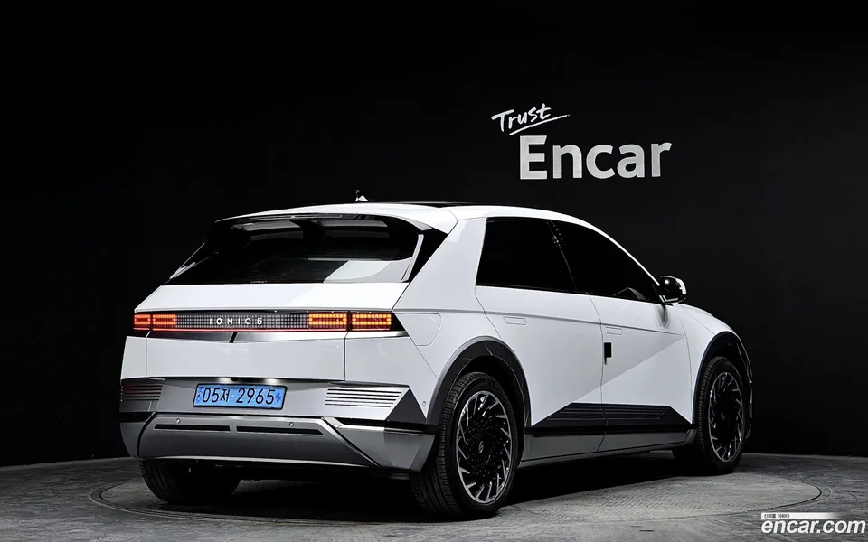 Hyundai Ioniq 5 2024 — миниатюра 2