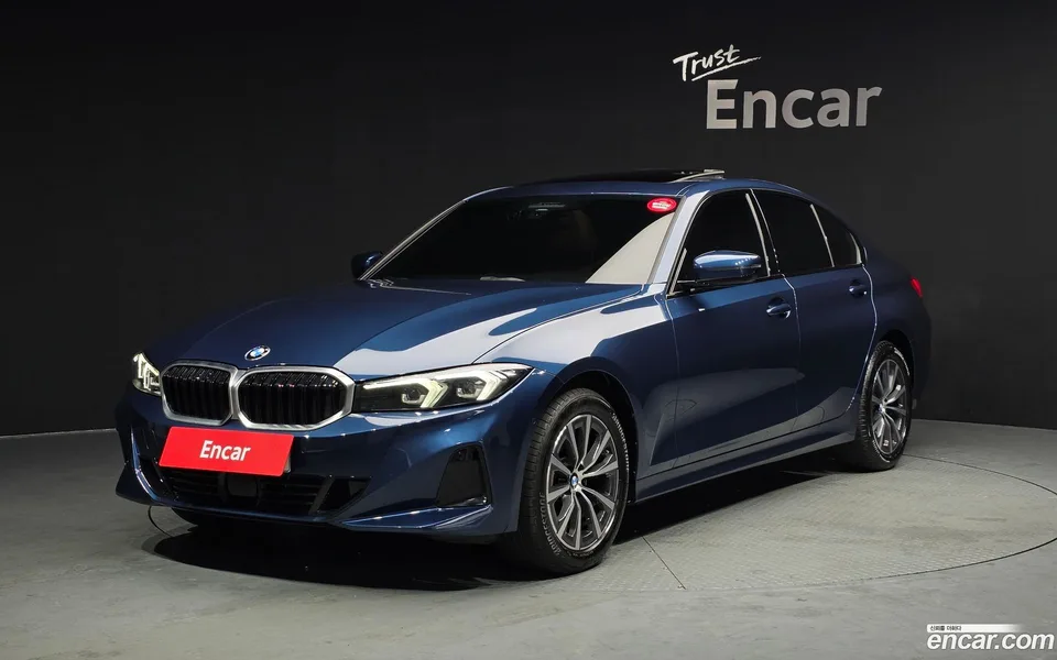 BMW 3 Series 320i 2024 — фото 1, купить с доставкой в Москву