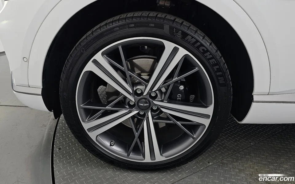 Genesis GV80 Coupe 2.5T AWD 2024 — миниатюра 2