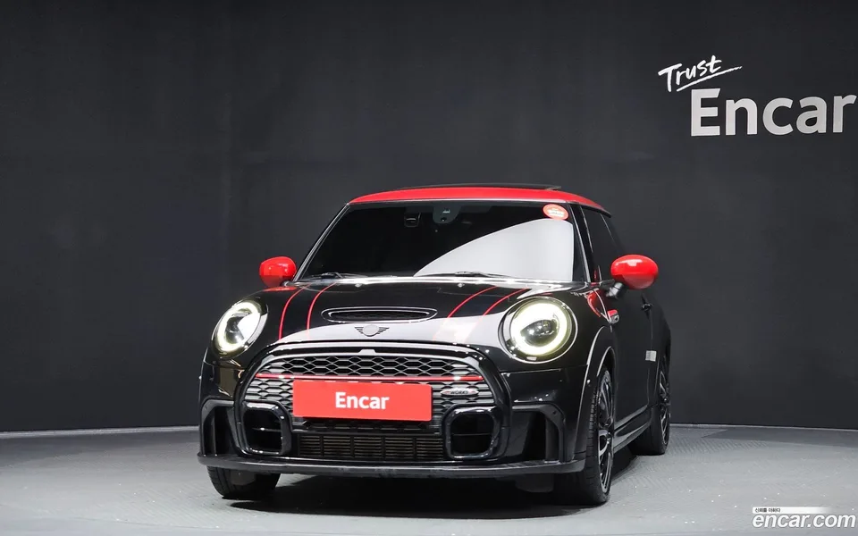 MINI Cooper S JCW 2023 — thumbnail 3
