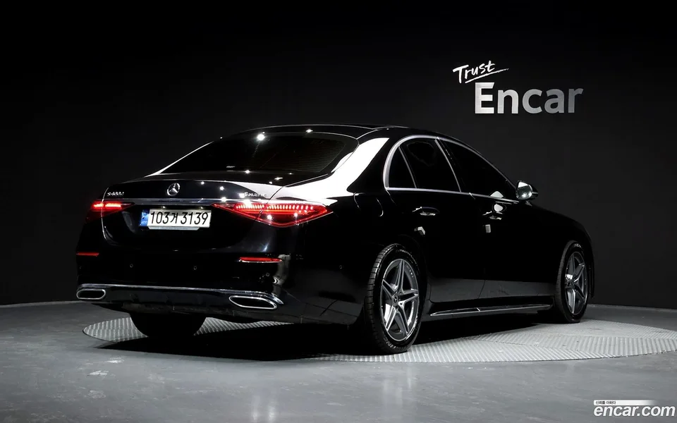Mercedes-Benz S-Class S400 d 4MATIC 2022 — фото 1, купить с доставкой в Москву