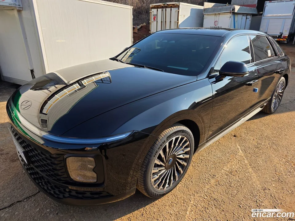 Hyundai Grandeur Hybrid 2025 — фото 1, купить с доставкой в Москву