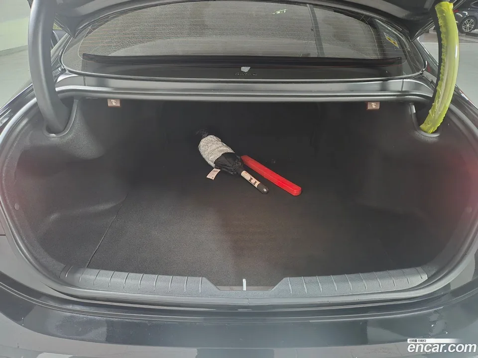 Hyundai Sonata The Edge Hybrid 2024 — миниатюра 2