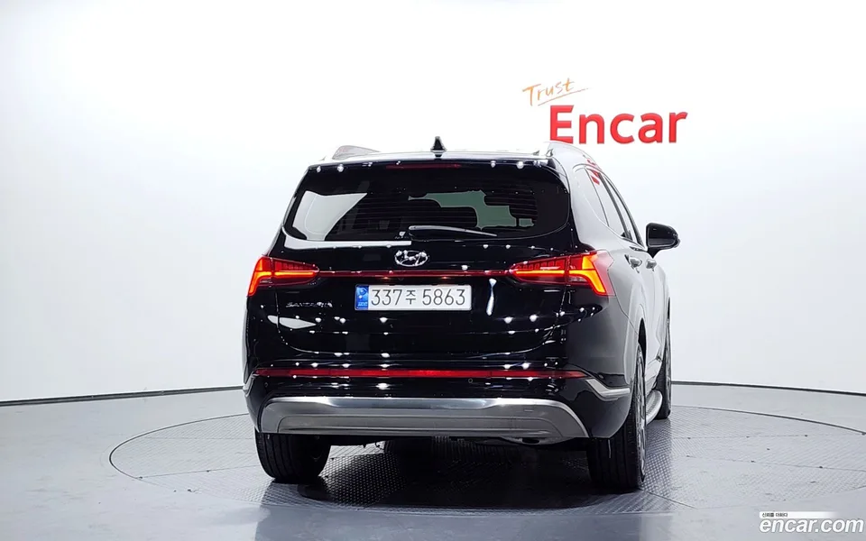 Hyundai SantaFe 2.5T 2WD 2023 — миниатюра 4