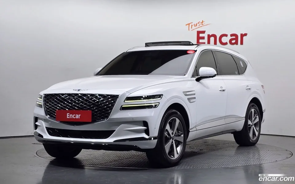 Genesis GV80 2.5T AWD 2023 — фото 1, купить с доставкой в Москву