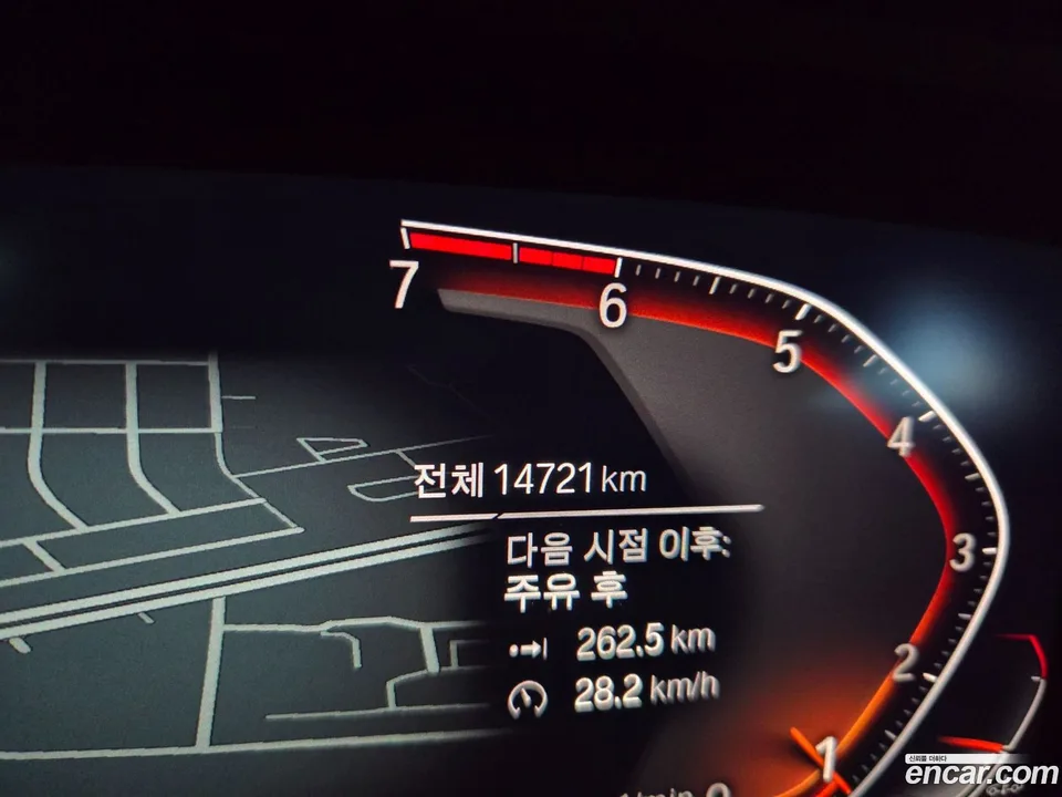 BMW 2 Series Gran Coupe 220i M 2024 — миниатюра 4