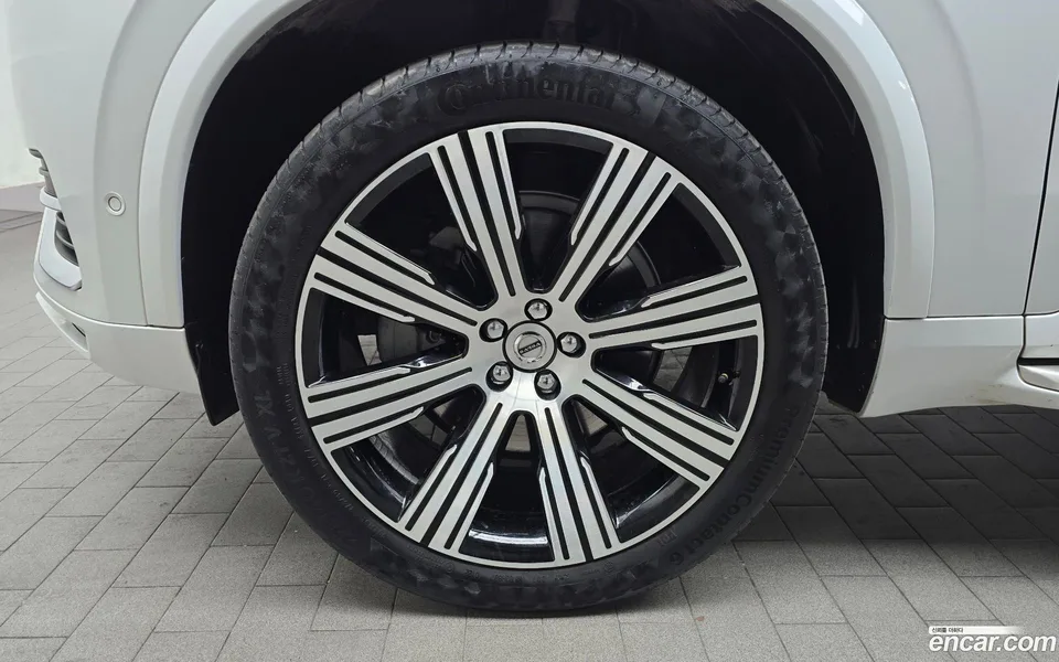 Volvo XC90 B6 2022 — миниатюра 2