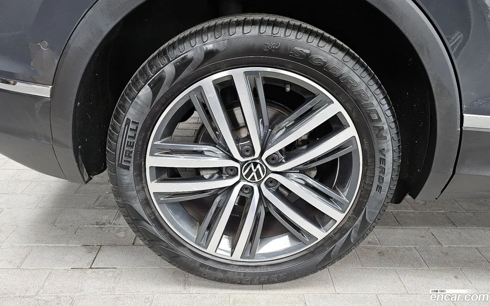 Volkswagen Tiguan 2.0 TDI 2022 — миниатюра 5