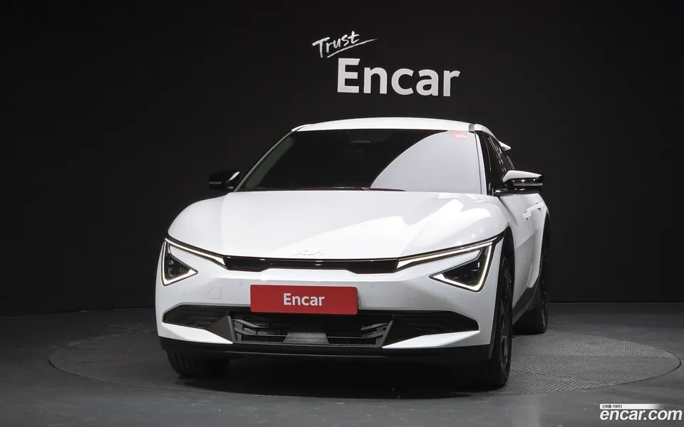 Kia EV6 2WD 2024 — миниатюра 3