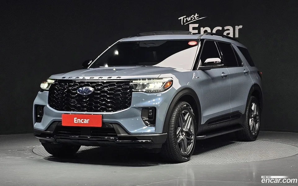 Ford Explorer 2.3 ST- 4WD 2025 — фото 1, купить с доставкой в Москву