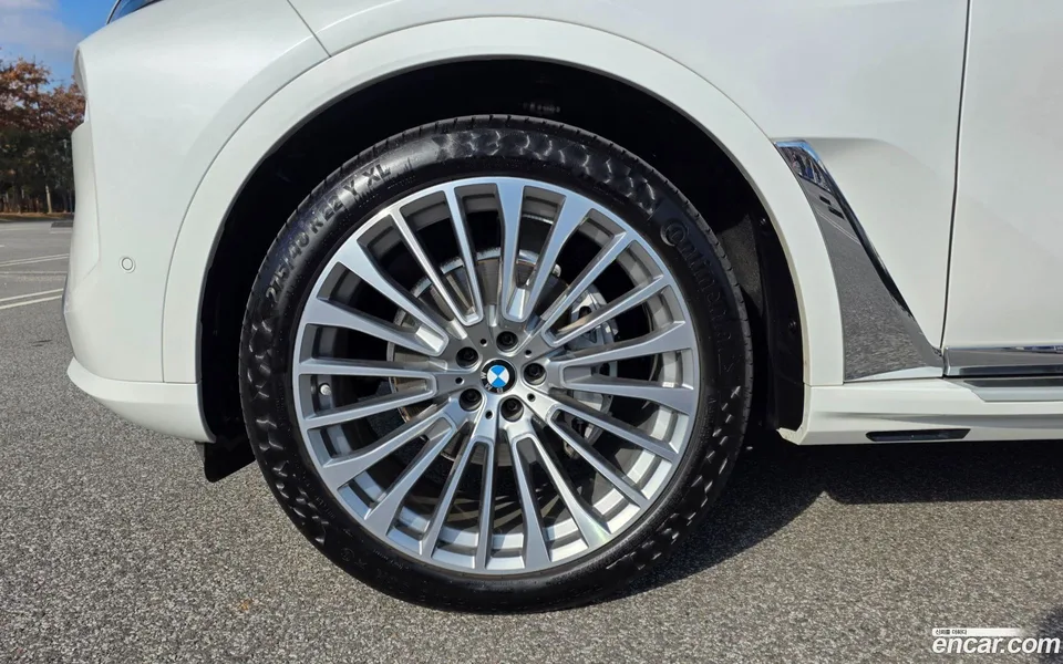 BMW X7 xDrive 40i 6 2025 — миниатюра 2