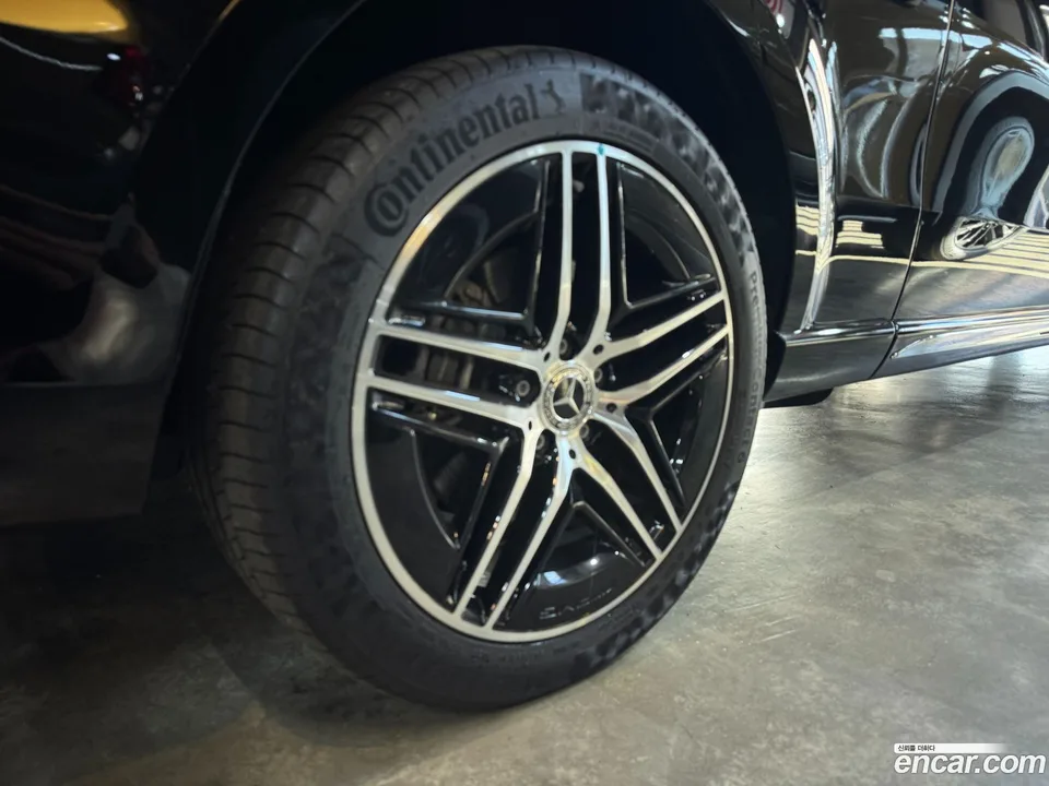 Mercedes-Benz V-Class V300 CDI 2025 — миниатюра 5
