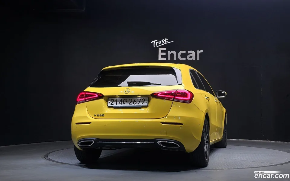 Mercedes-Benz A-Class A220 2022 — миниатюра 4