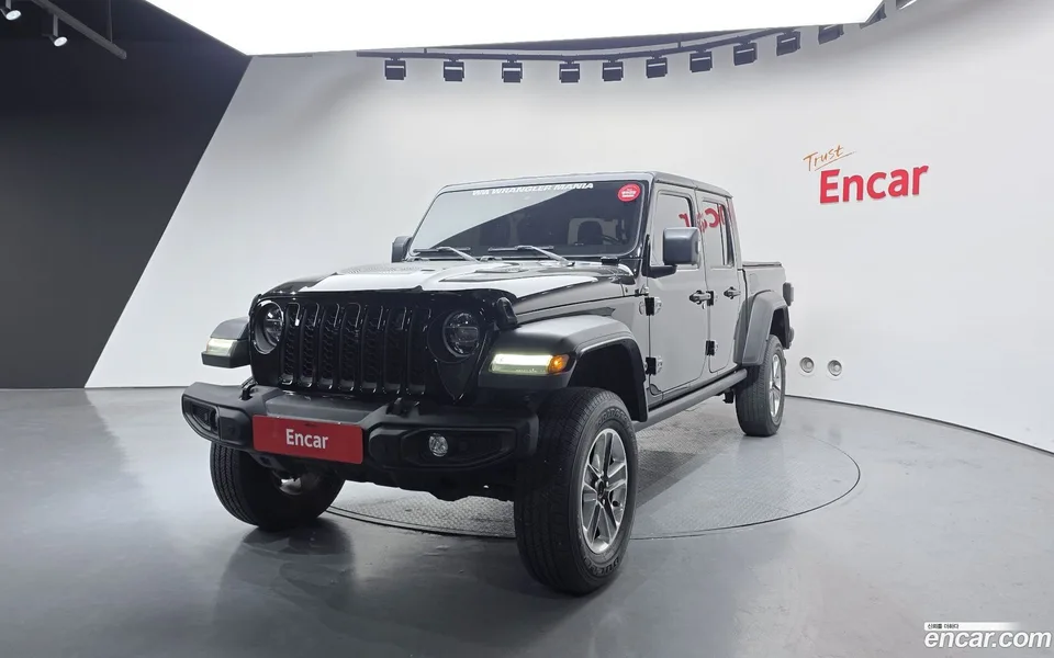 Jeep Gladiator 3.6 2022 — фото 1, купить с доставкой в Москву