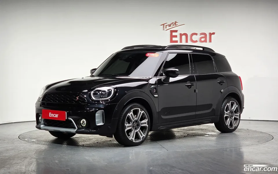 MINI Cooper S Countryman ALL4 2022 — фото 1, купить с доставкой в Москву