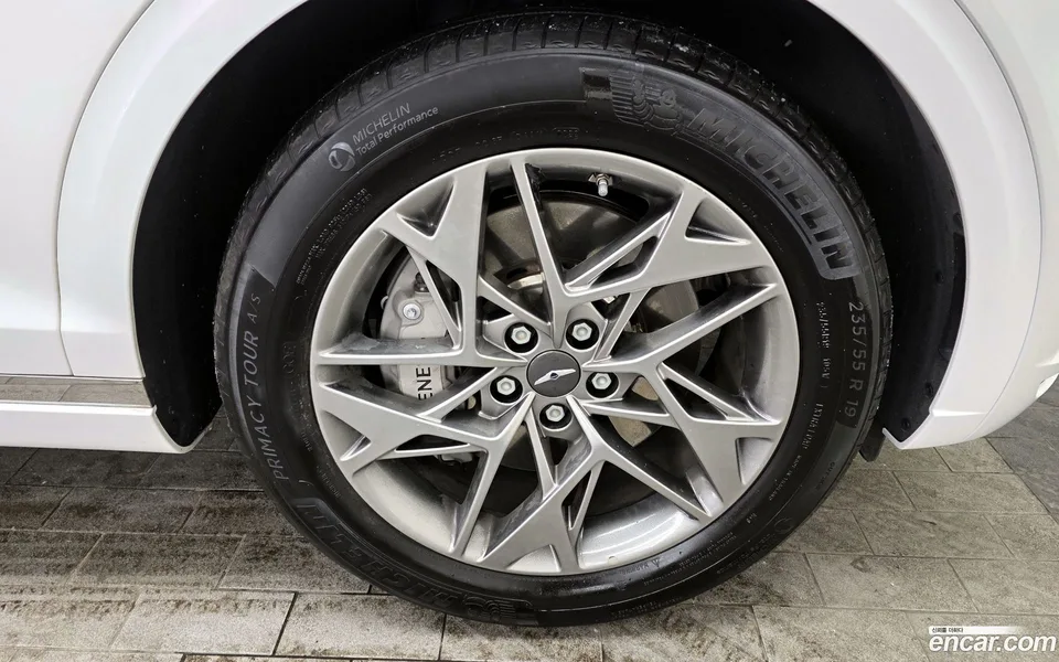Genesis GV70 2.5T 2WD 2022 — миниатюра 2