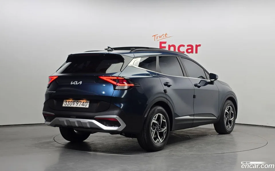 Kia Sportage 1.6 2WD 2023 — миниатюра 2