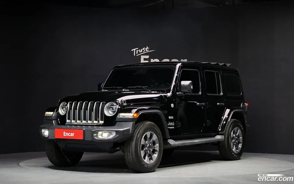 Jeep Wrangler 2.0 4 2022 — фото 1, купить с доставкой в Москву