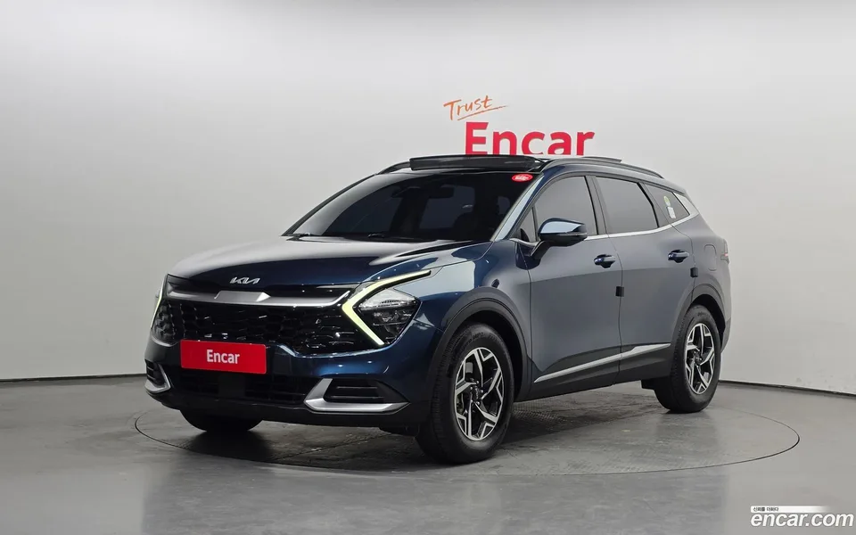 Kia Sportage 1.6 2WD 2023 — фото 1, купить с доставкой в Москву