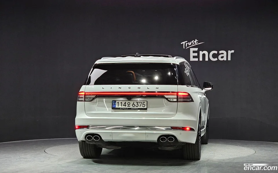 Lincoln Aviator 3.0 AWD 2024 — миниатюра 4