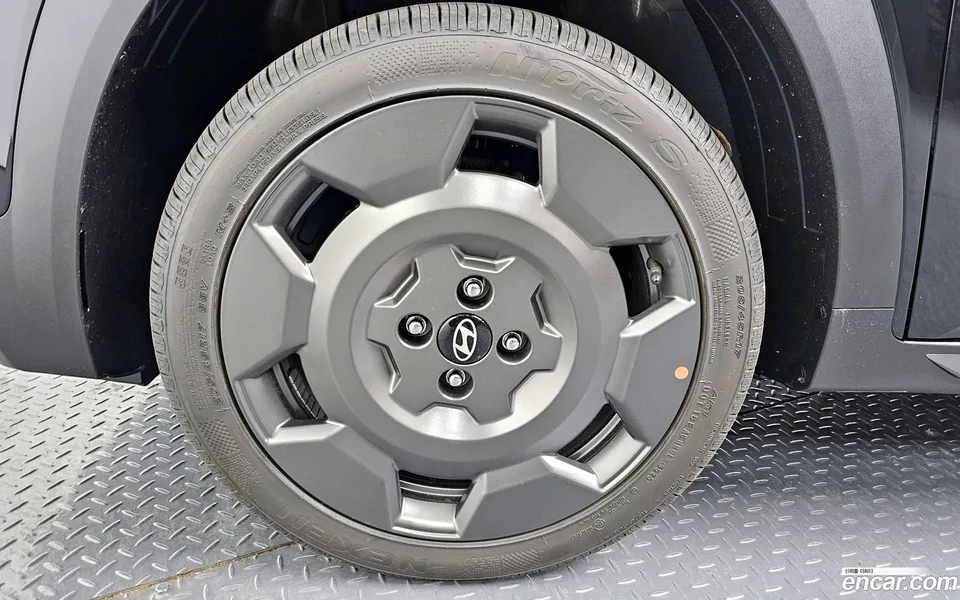 Hyundai Casper Electric 2025 — миниатюра 2