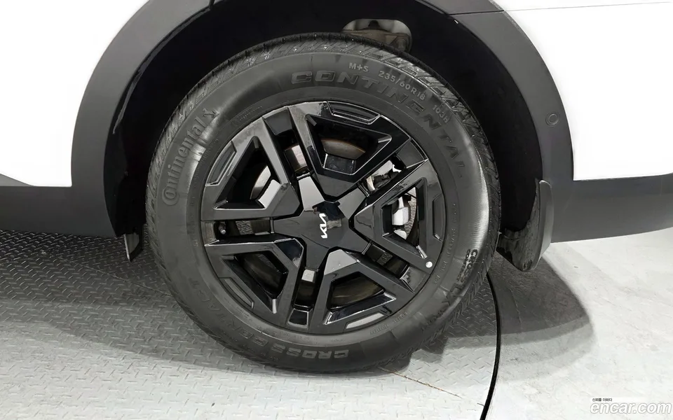 Kia Sorento HEV 1.6 2WD 2023 — миниатюра 2