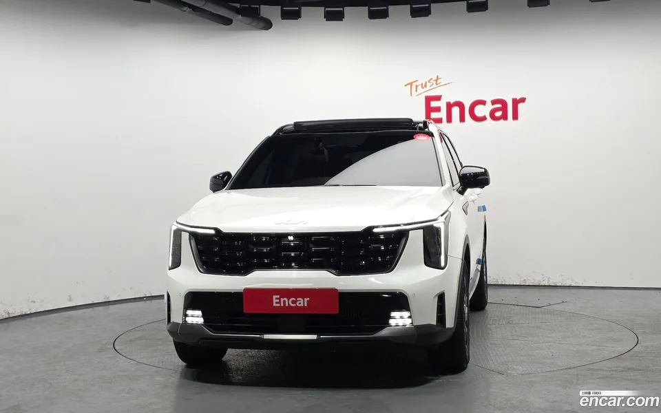 Kia Sorento HEV 1.6 2WD 2023 — миниатюра 3