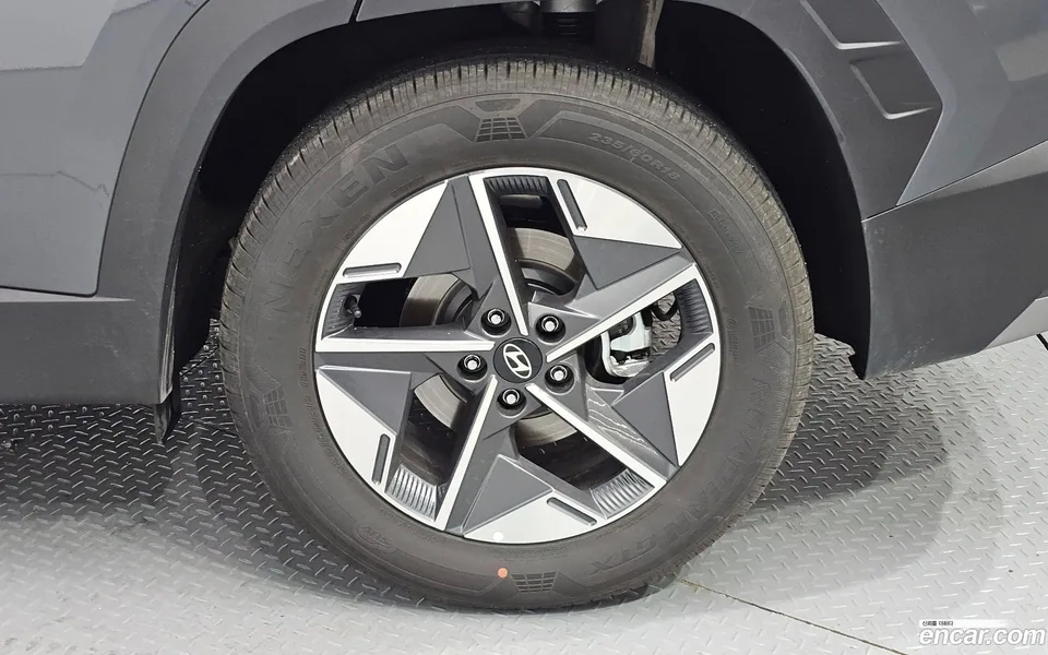 Hyundai Tucson NX4 1.6 2WD 2025 — миниатюра 2