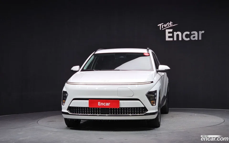 Hyundai Kona Electric 2023 — thumbnail 3