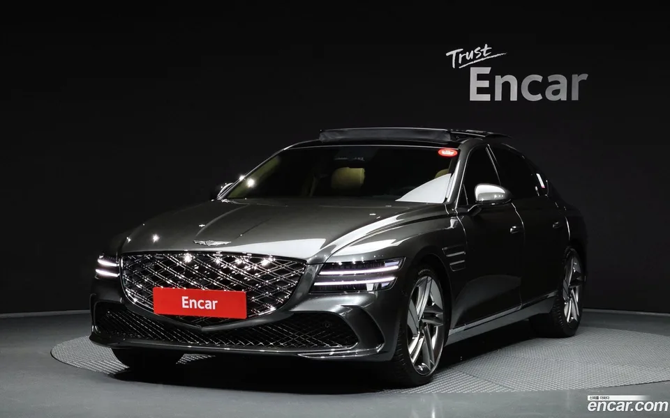 Genesis G80 2.5 AWD 2025 — фото 1, купить с доставкой в Москву