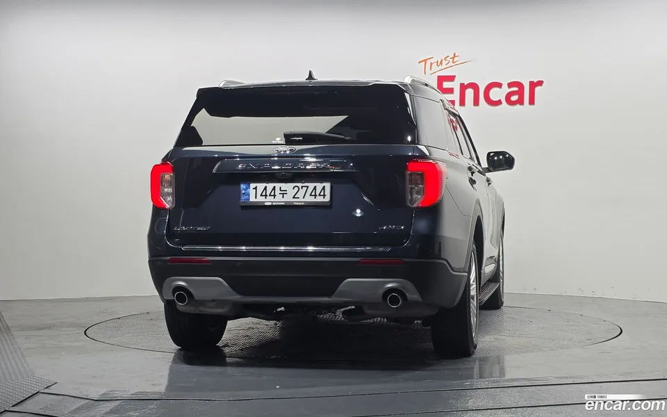 Ford Explorer 2.3 4WD 2022 — миниатюра 4
