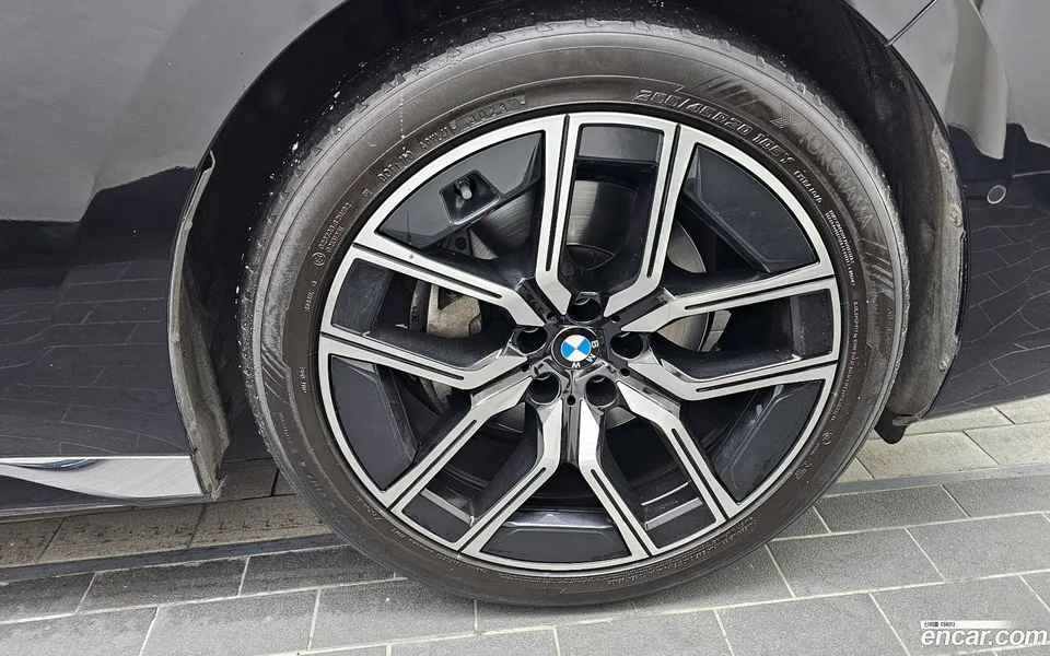 BMW 7 Series 740d xDrive M 2024 — миниатюра 2