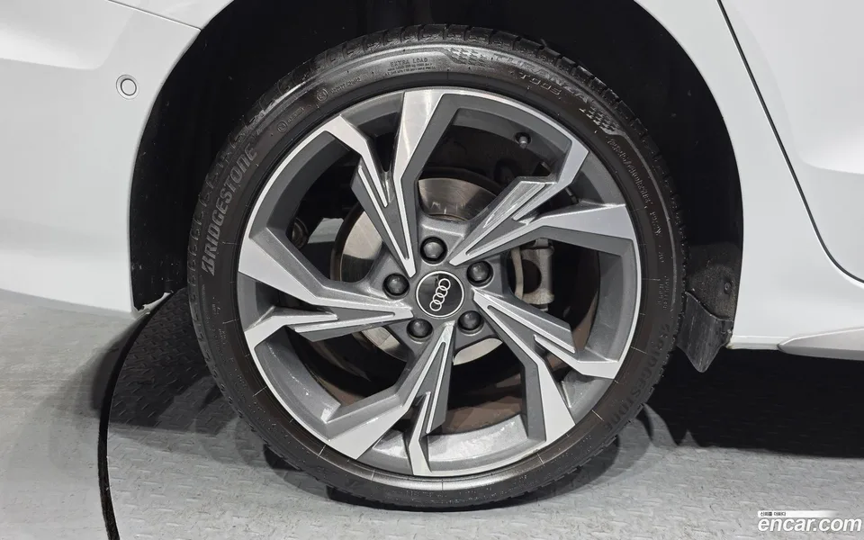 Audi A3 (8Y) 40 TFSI 2022 — миниатюра 2